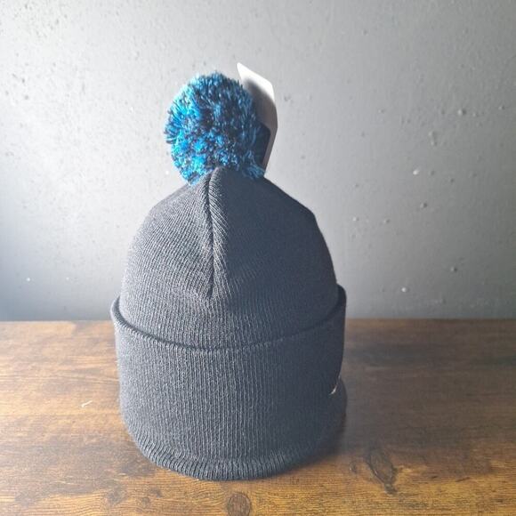 Carolina Panthers NFL Unisex Logo Beanie Cuff Hat Wirh Pom - Picture 5 of 5